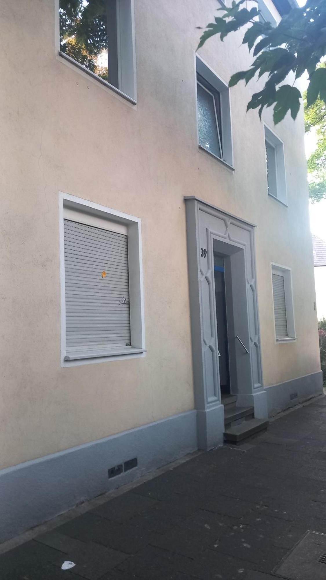 City Apartment Duisburg 1#Netflix &Wlan &Kingsize Bett &Kaffee Maschine & Central & 500M Innenhafen & 2 Min U Bahn المظهر الخارجي الصورة